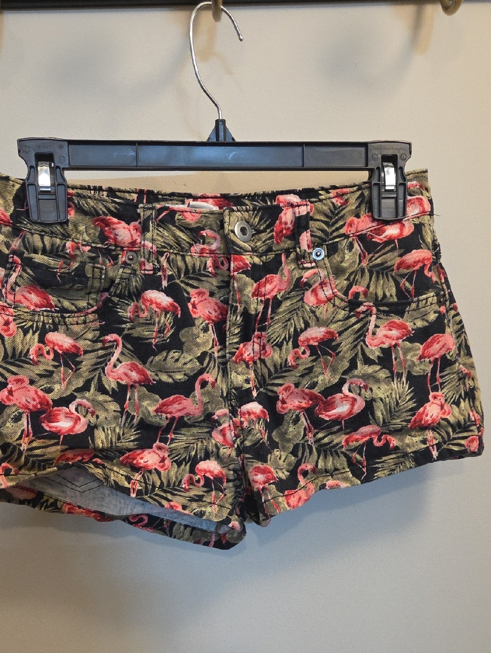 Forever 21 Black Shorts with Pink Flamingo Print (B55)